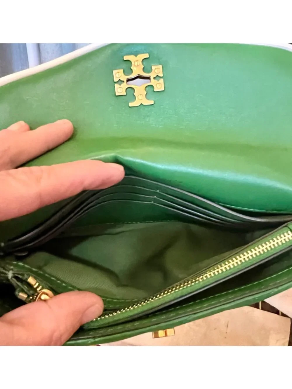NEW!! TORY BURCH BASIL GREEN KIRA CHEVRON POP HANDBAG